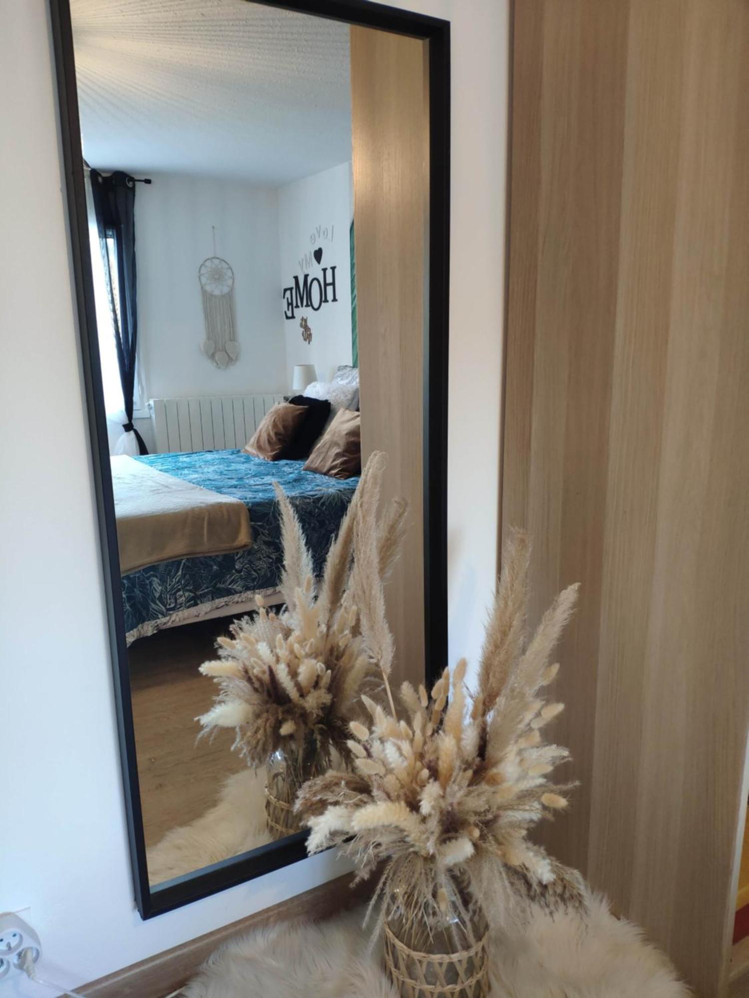 La Tourelle Suite Cosy Entre Vignoble Aixois Et Luberon Le Puy-Sainte-Réparade المظهر الخارجي الصورة